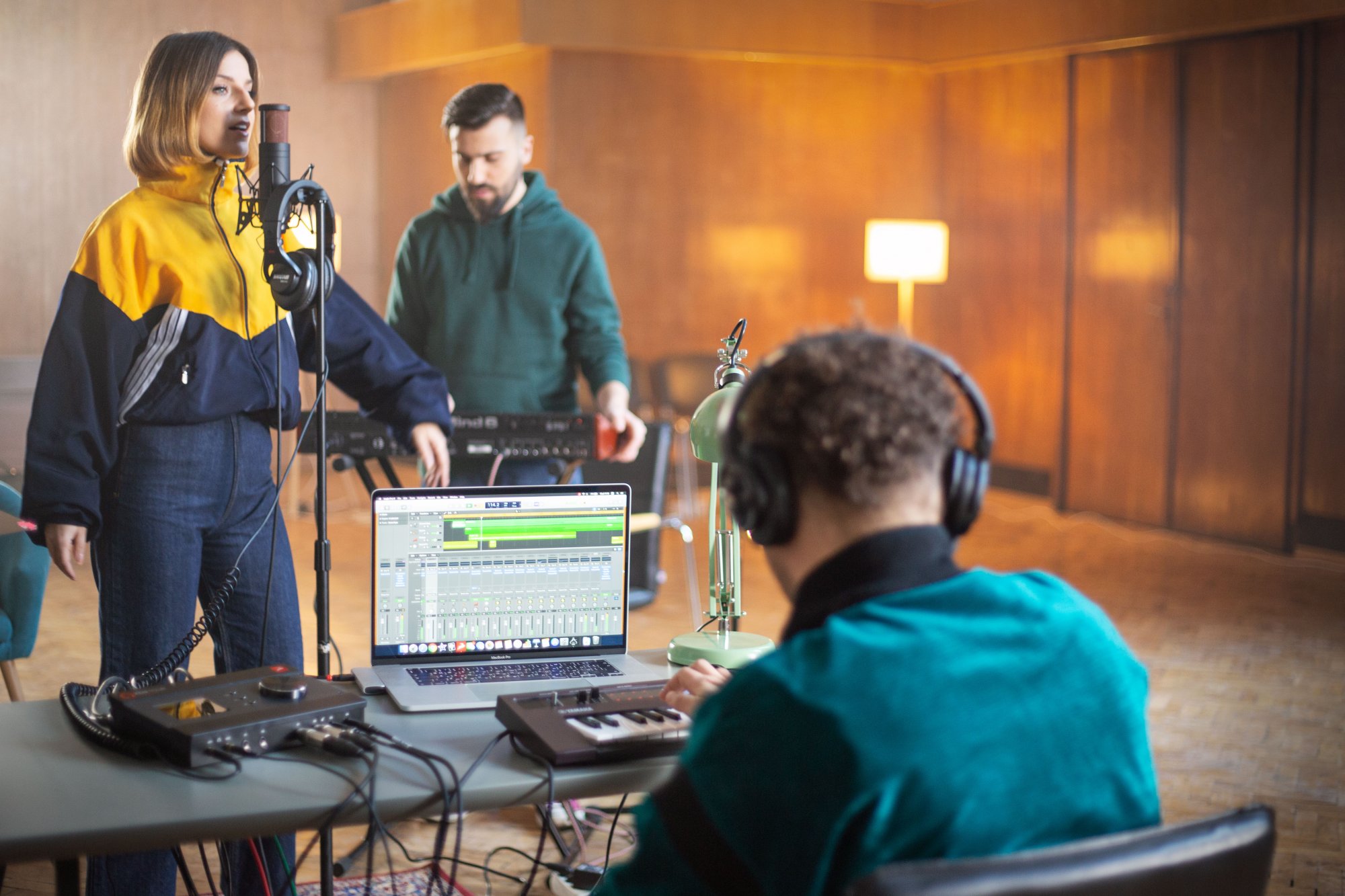 Dorothy Takev and band recording with the Zen Tour Synergy Core